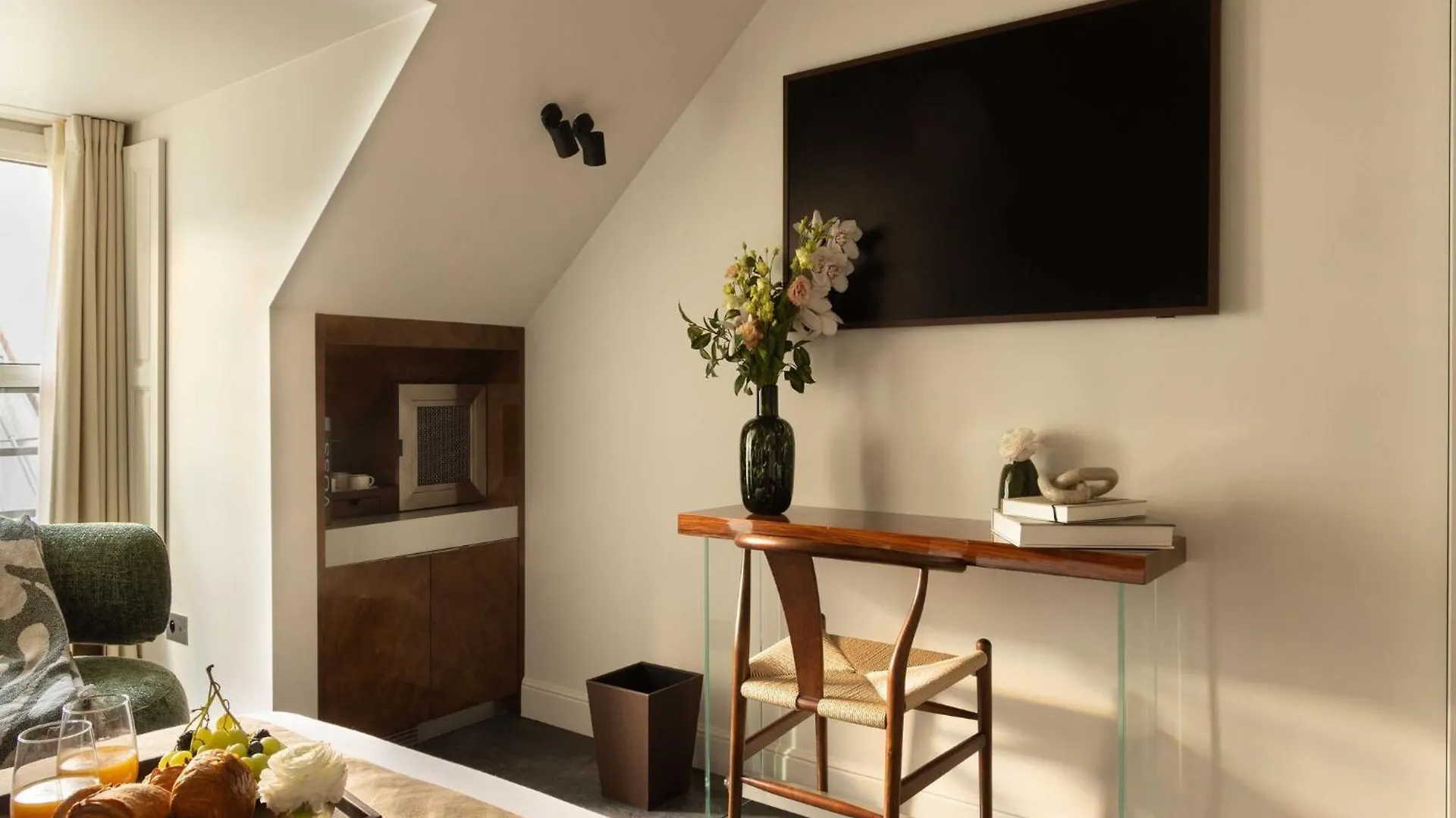 Apartment Palais Bourbon Hotel - Suite 54 - 4P - Invalides Paris